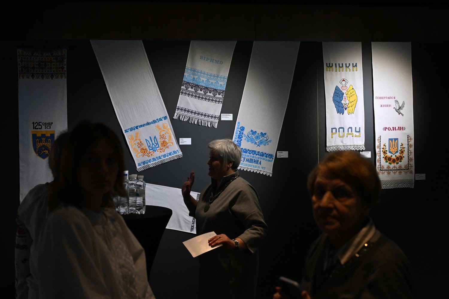 У Львові відкрили виставку «Рушник надії» - 4