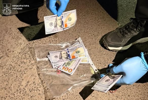 На Львівщині викрили чоловіка на хабарі за вплив на медкомісію - 1