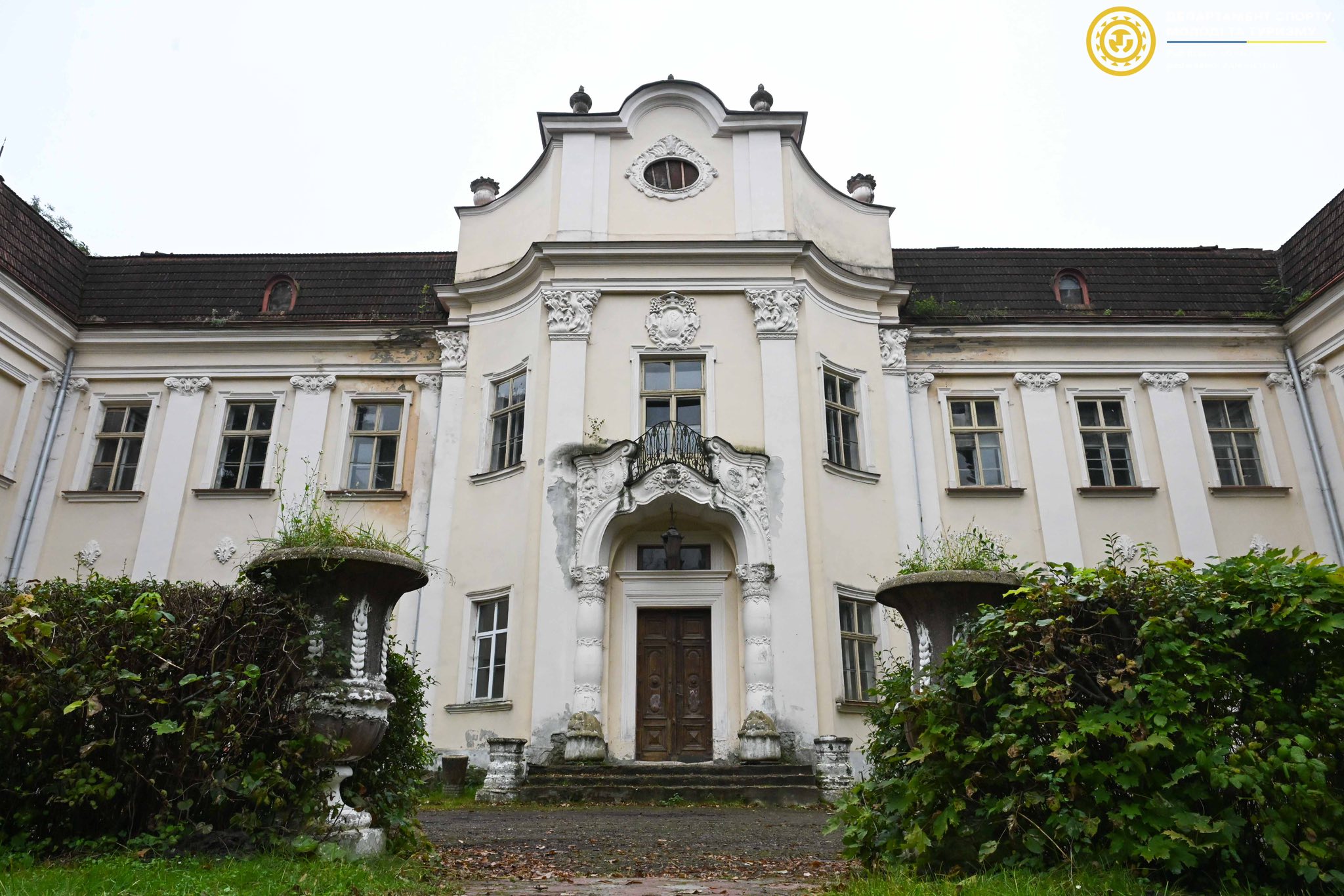 Палаци, парки та сакральна спадщина: чим приваблює Оброшинська громада - 6