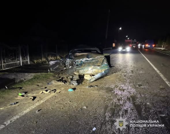 У Львівській області авто вилетіло на пішоходів: двоє загиблих - 2