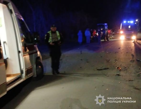 Неподалік Львова у ДТП загинув мотоцикліст, ще двоє людей травмовані - 1