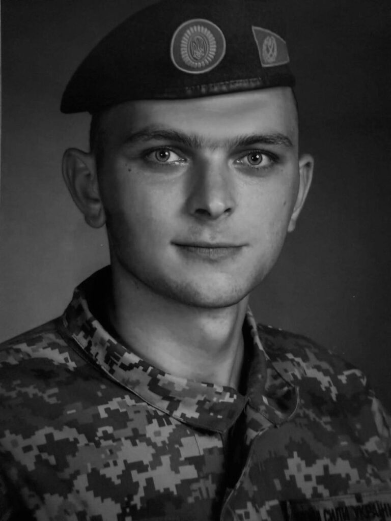 На Львівщині попрощаються із шістьма воїнами — що про них відомо (фото) - 3