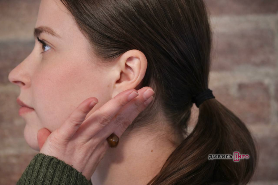 Ціни на пальне, популярні міфи про слух, книжки, де зображений Львів: головні новини дня - 6