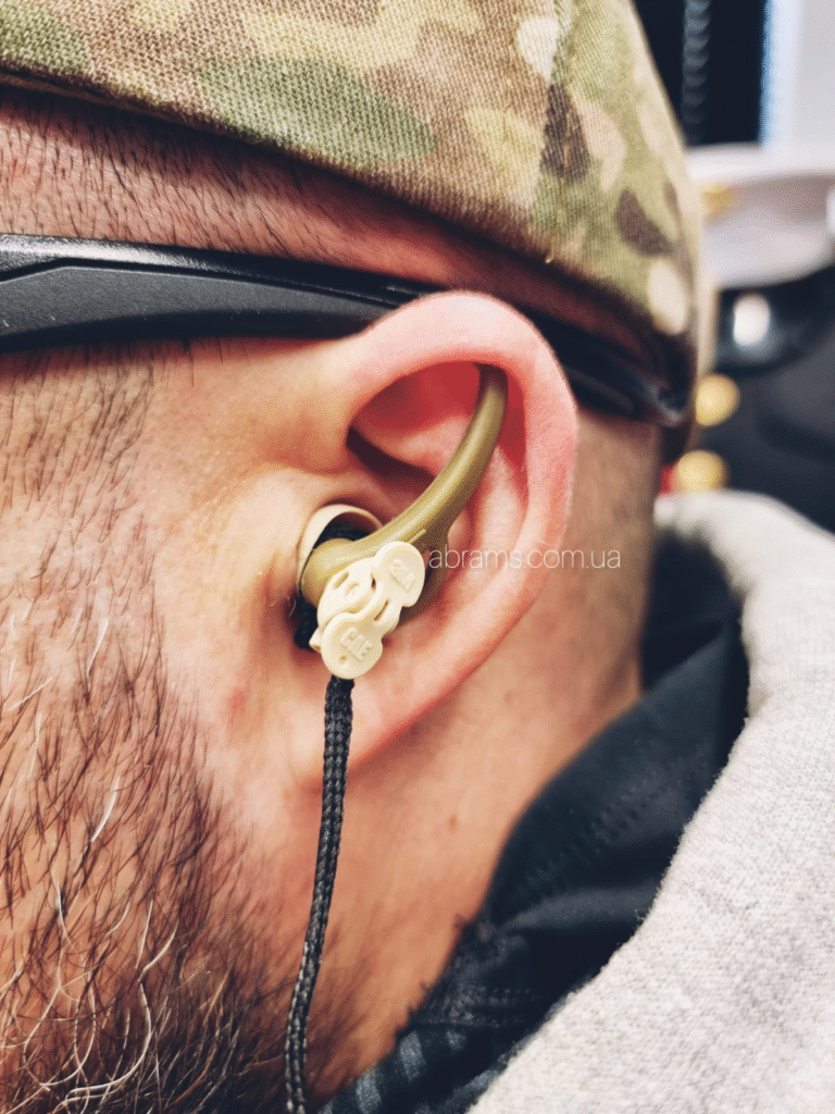 «Вуха чистити взагалі не потрібно», — львівський отоларинголог про популярні міфи про слух - 7