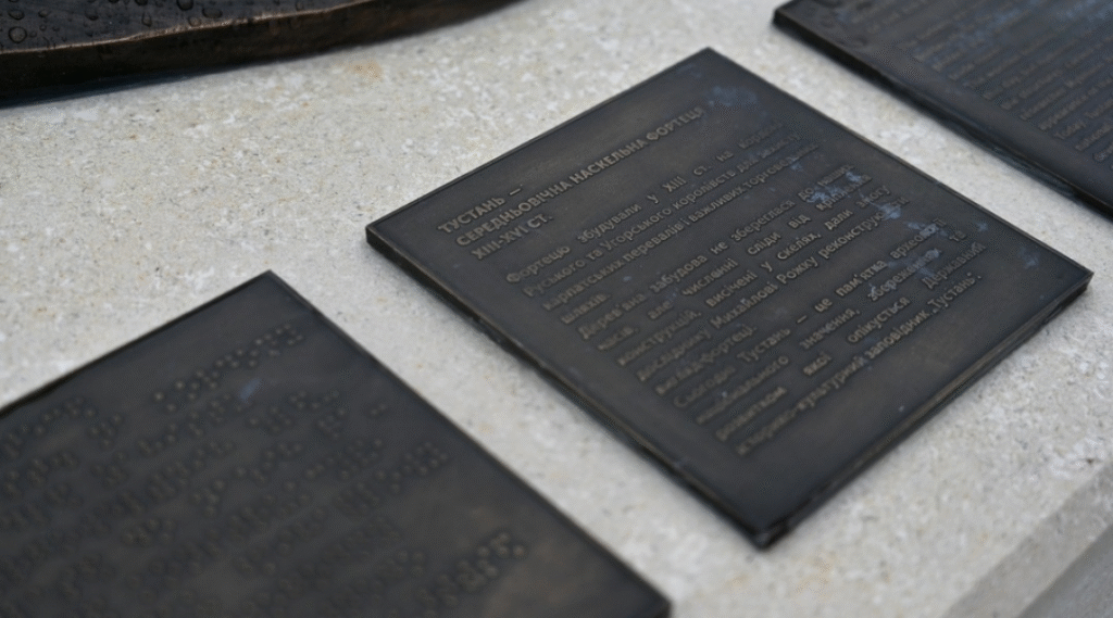 Де у Львові та в області шукати мініскульптури та чим вони особливі - 11