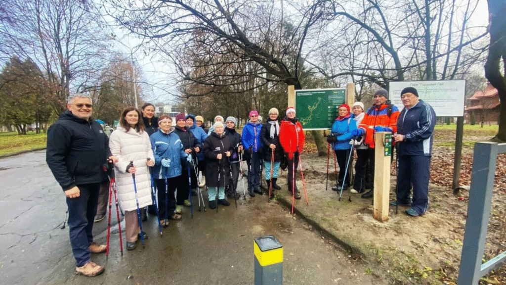 «Від доріжок до дитячих майданчиків»: що відремонтують у львівських парках цього року - 15