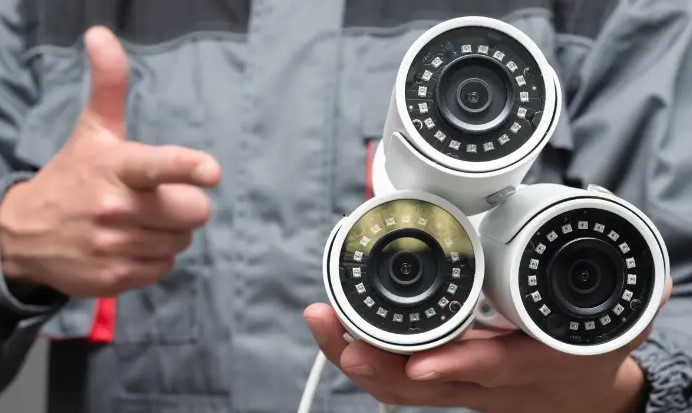 Камери відеонагляду, утеплення будинків, ремонт вікон та дверей: які програми співфінансування діють у Львові - 5