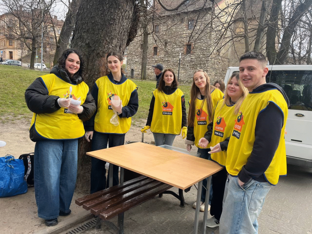 Де бракує рук: добірка волонтерських ініціатив у Львові - 5