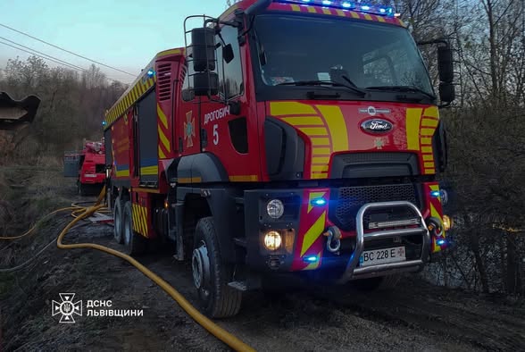 У Львівській області рятувальники ліквідували дві пожежі - обійшлося без постраждалих - 6