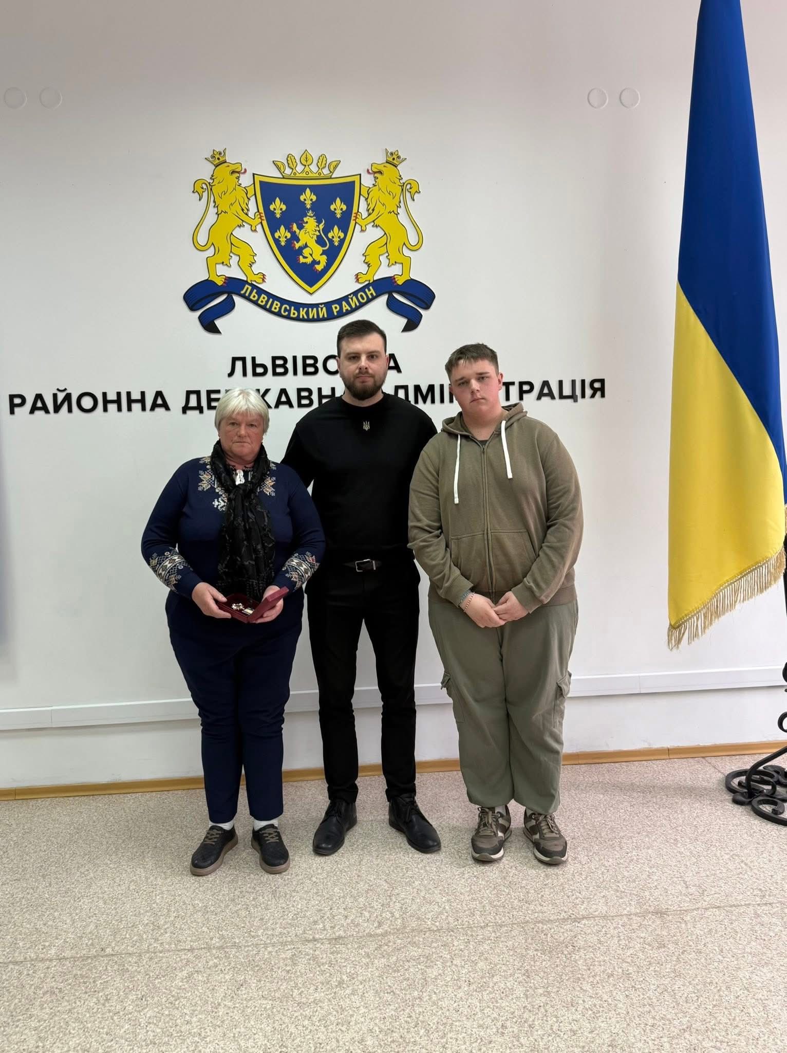 На Львівщині вручили державні нагороди родинам полеглих воїнів - 12