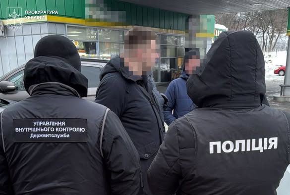 На Львівщині судитимуть чоловіка за спробу підкупу митника - 1