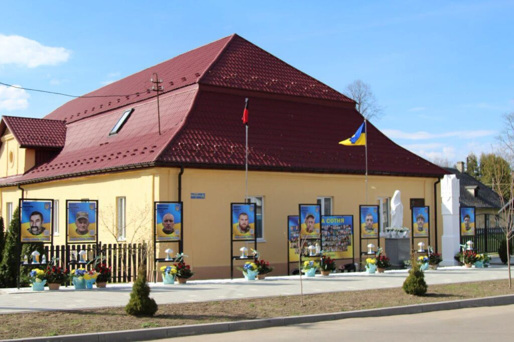 Захворюваність на грип та ГРВІ, громадський простір на «Добробуті», ремонт тротуарів у Львові: головні новини дня - 2