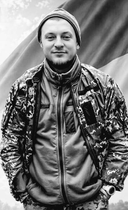 Сьогодні Львівщина прощається із одним полеглим захисником - 1