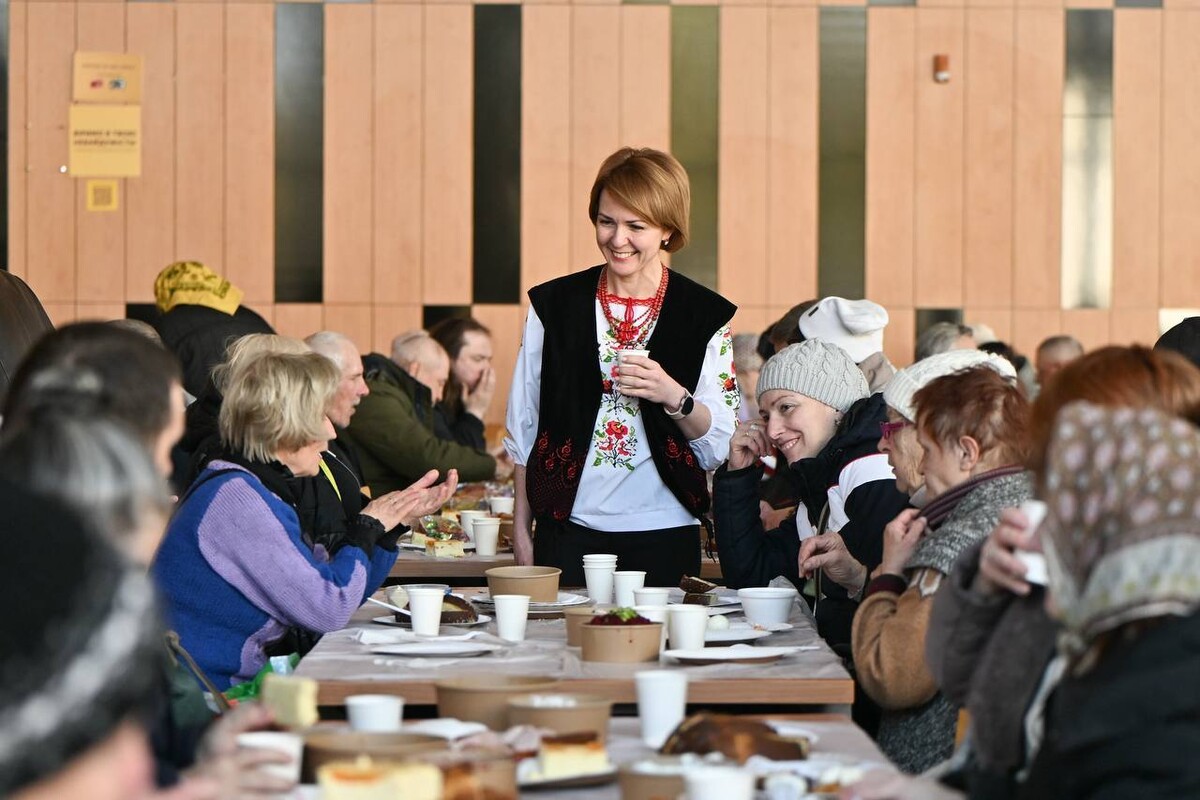 У Львові приготували Великодній сніданок для потребуючих людей - 6