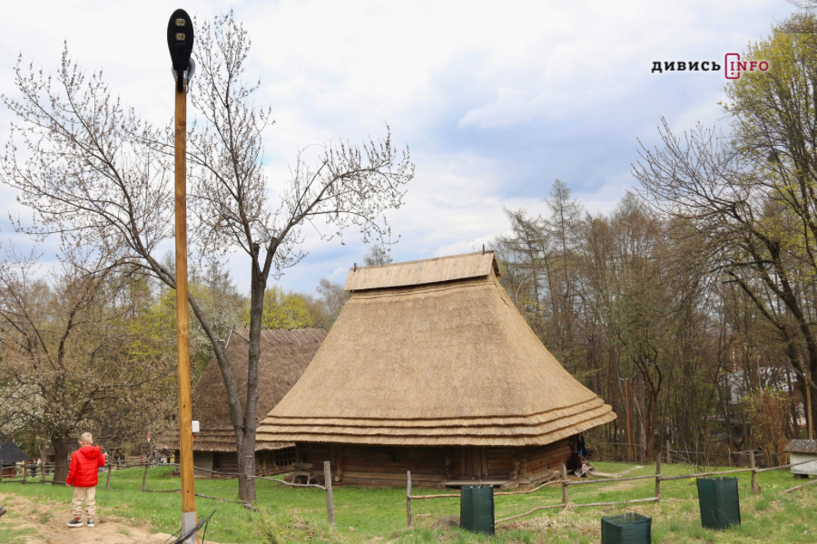 Як у Шевченківському гаю у Львові святкували Великдень (фото/відео) - 23