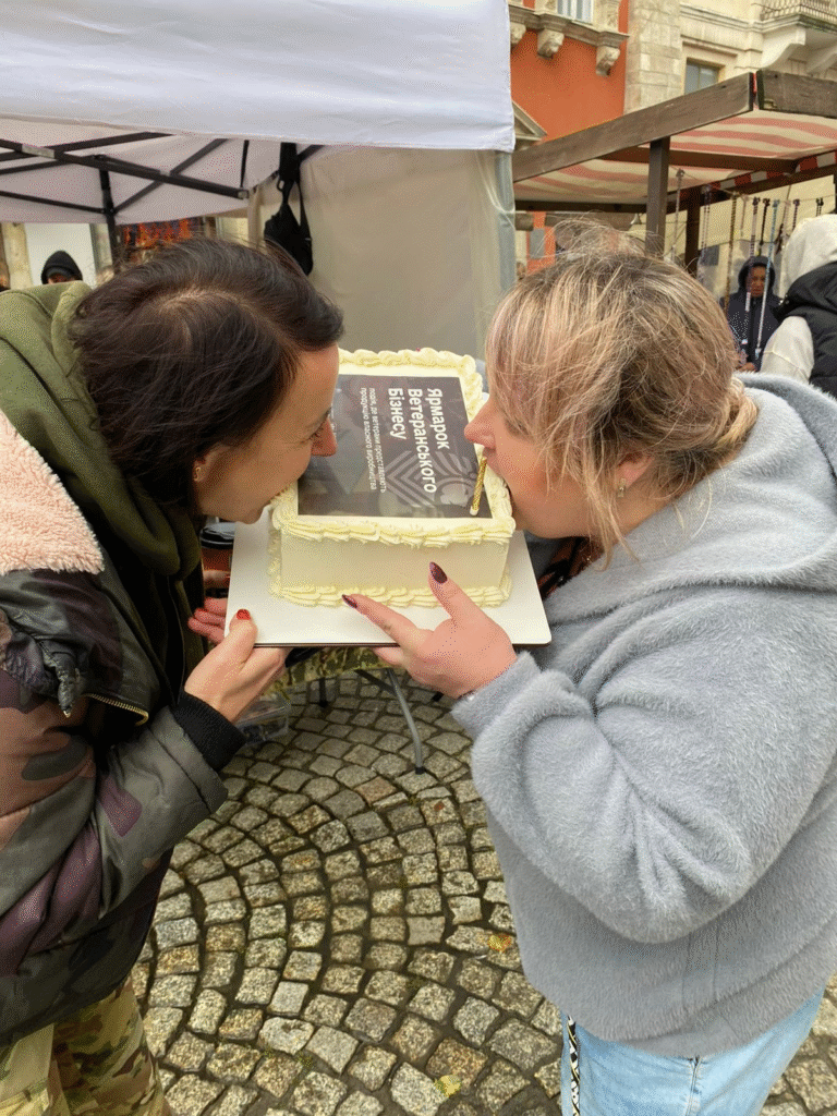 «Це не тільки про бізнес, а й про повернення до себе»: як у Львові зʼявились ветеранські ярмарки - 17