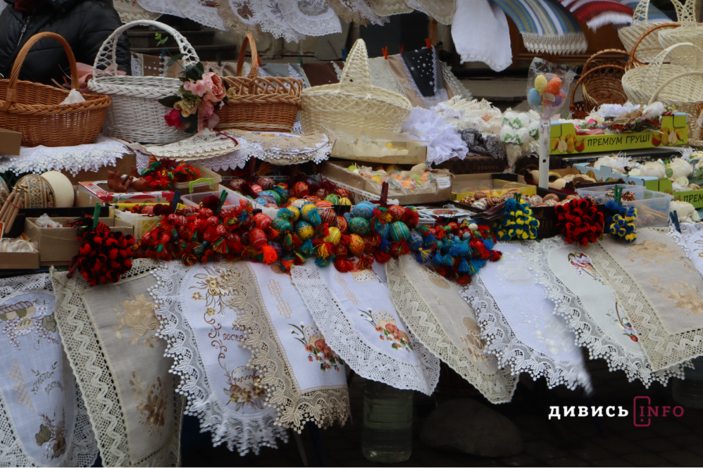 Яким є Львів напередодні Великодня цього року (фото, відео) - 23