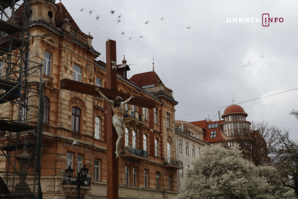 Яким є Львів напередодні Великодня цього року (фото, відео) - 24