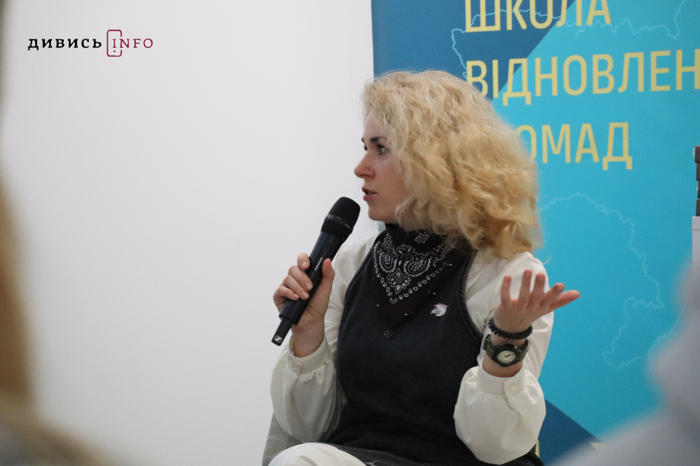 У Львові презентували книжку про облогу Маріуполя (фото) - 4