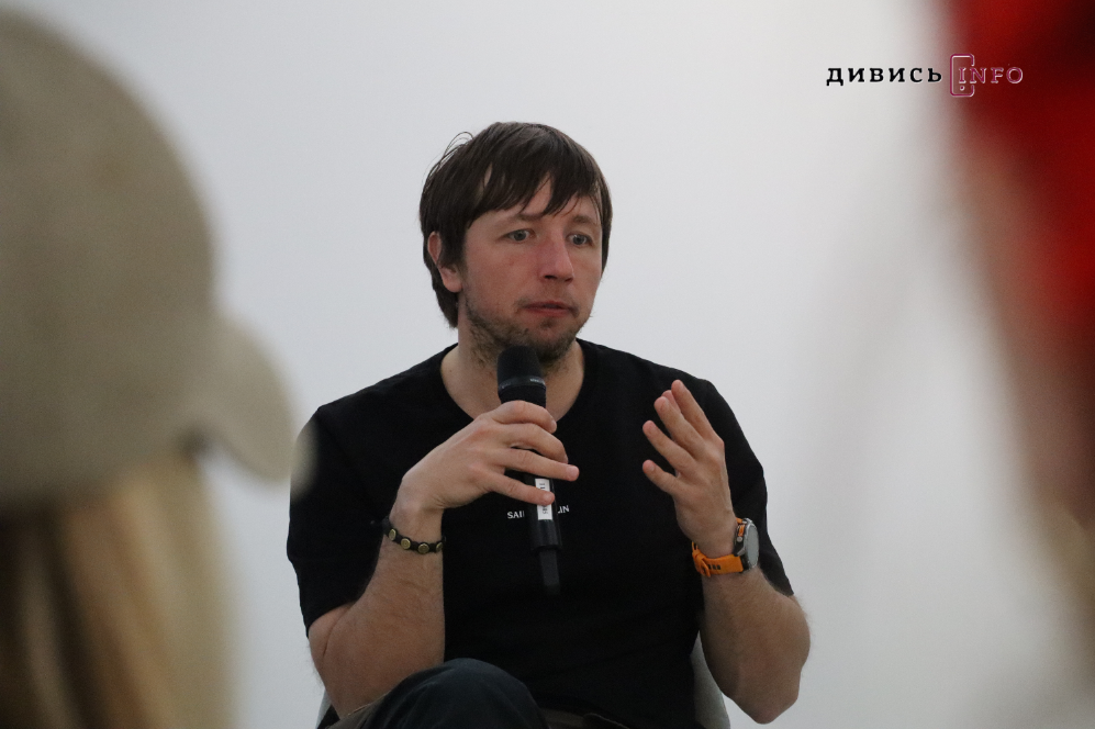 У Львові презентували книжку про облогу Маріуполя (фото) - 2