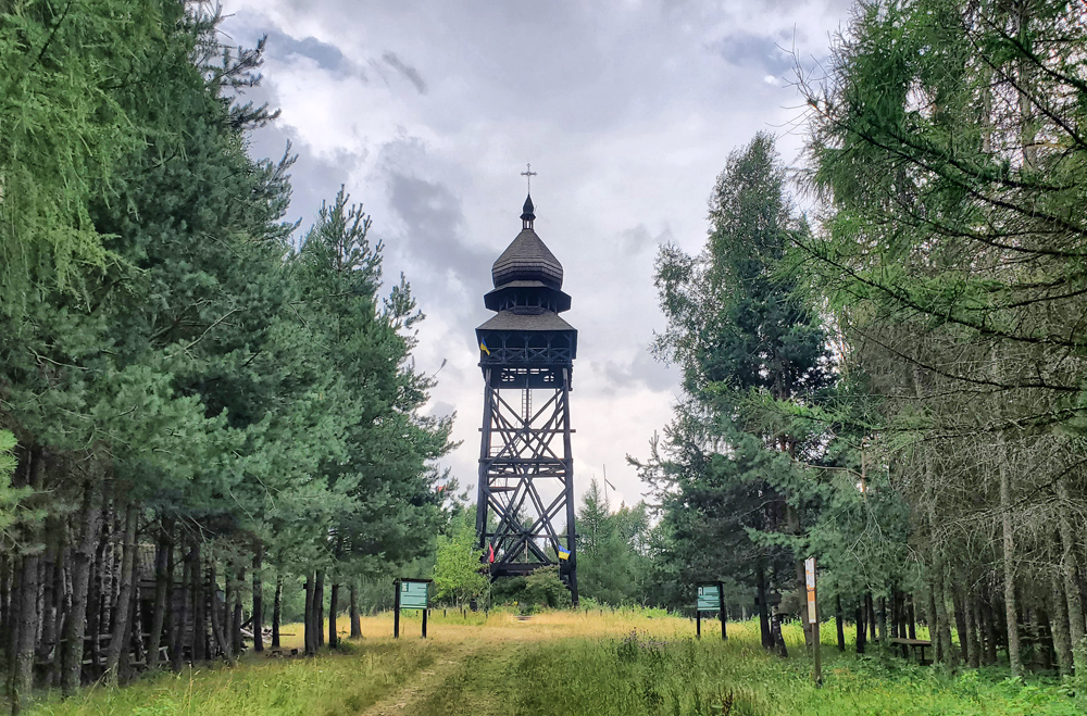 Вежа пам'яті повстанців, карстові озера й гори: куди поїхати туристам на Львівщині - 1