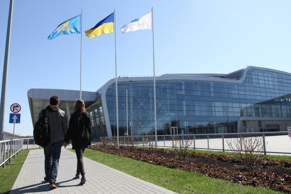 У Львові хочуть відновити роботу аеропорту: чи вирішили конфлікт із Сокільниками