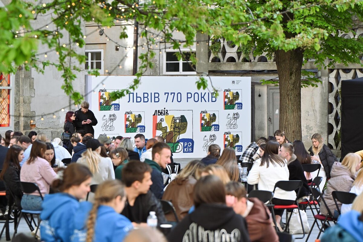 До Дня міста у Львові провели масштабний квіз про Львів - 10