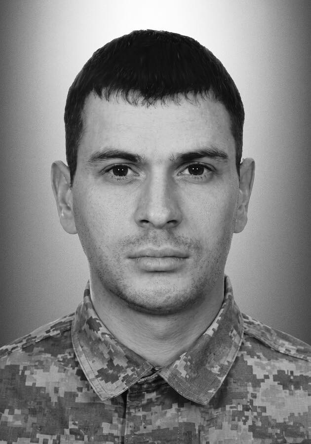 Сьогодні Львівщина прощається із десятьма полеглими захисниками - 5