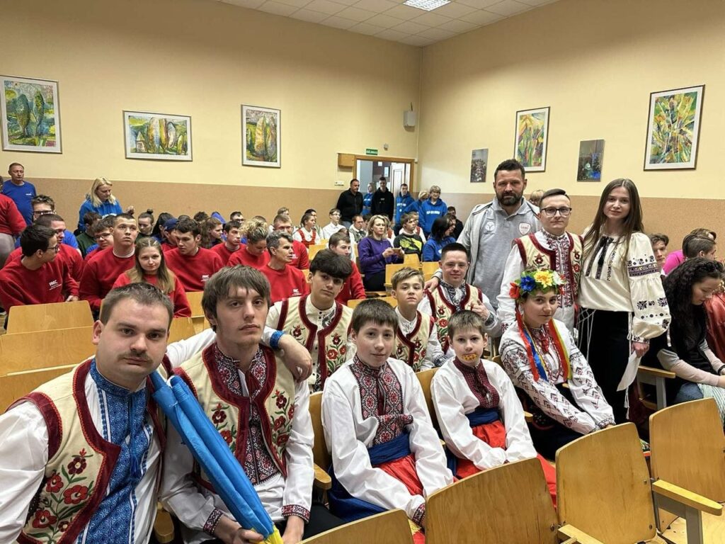 Діти та молодь з інвалідністю зі Львівщини взяли участь у міжнародній інклюзивній подорожі - 1