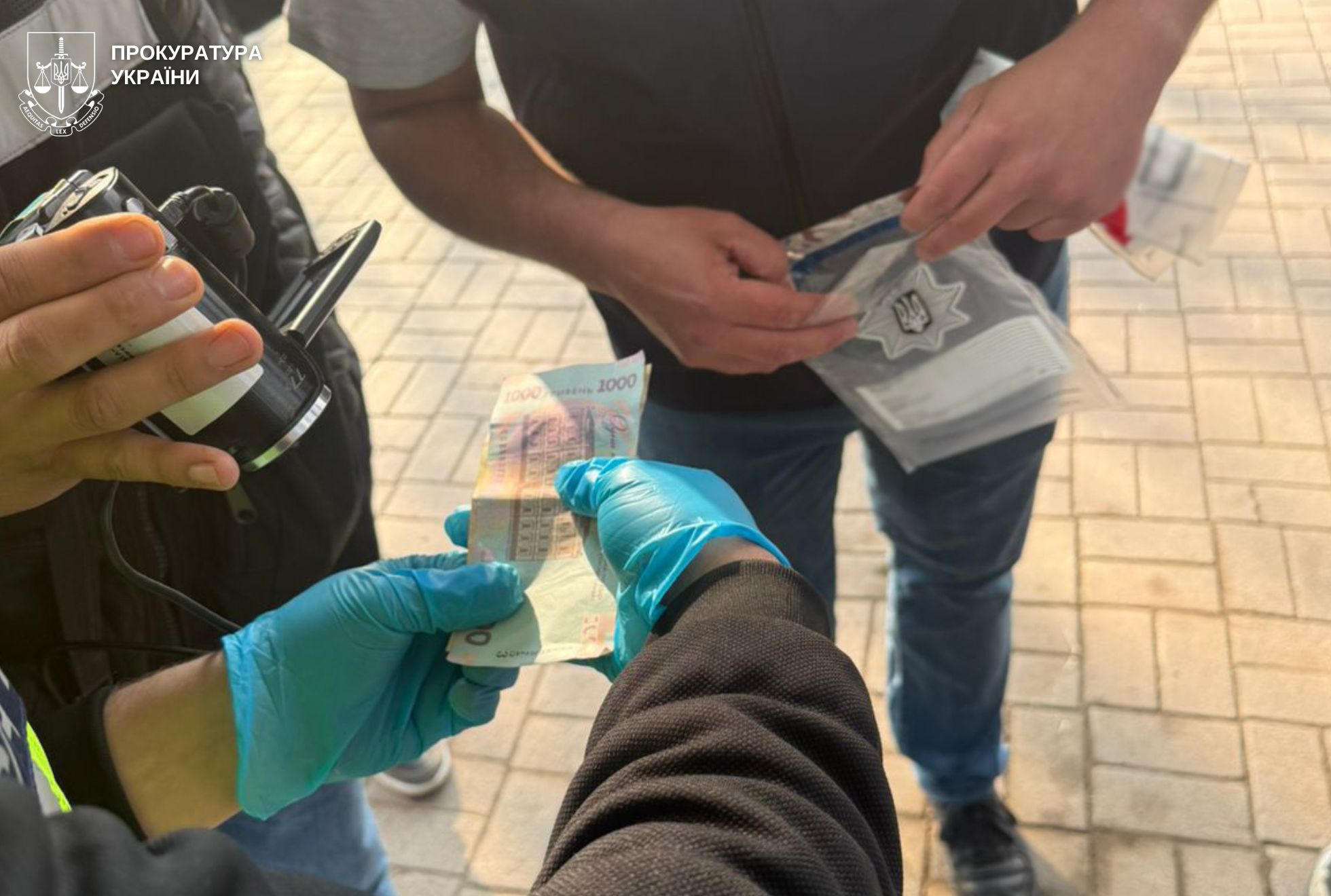 На Львівщині затримали підозрюваного у збуті канабісу поблизу вокзалу - 1
