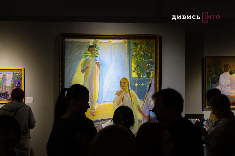 Від «Селянської родини» до «Благовіщення»: про масштабну виставку Олександра Мурашка у Львові