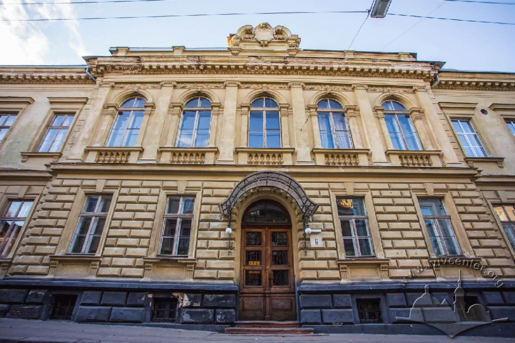 «Все зникає на наших очах»: як Львів втрачає елементи середньовічної архітектури - 2