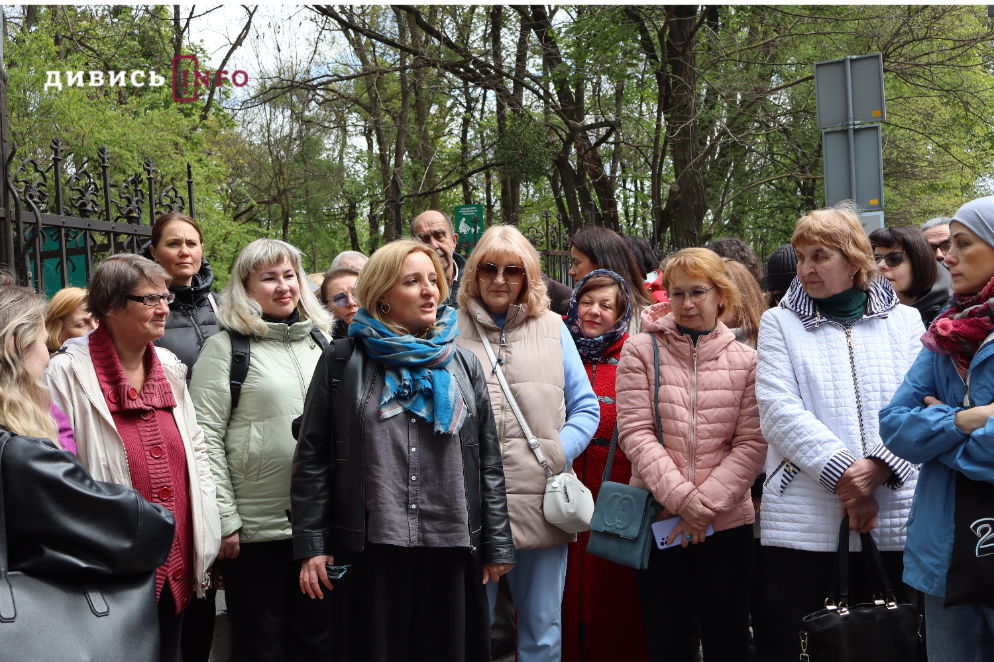 Будинки з власною естетикою, або Мандруємо вулицею Івана Вакарчука у Львові (фото) - 2