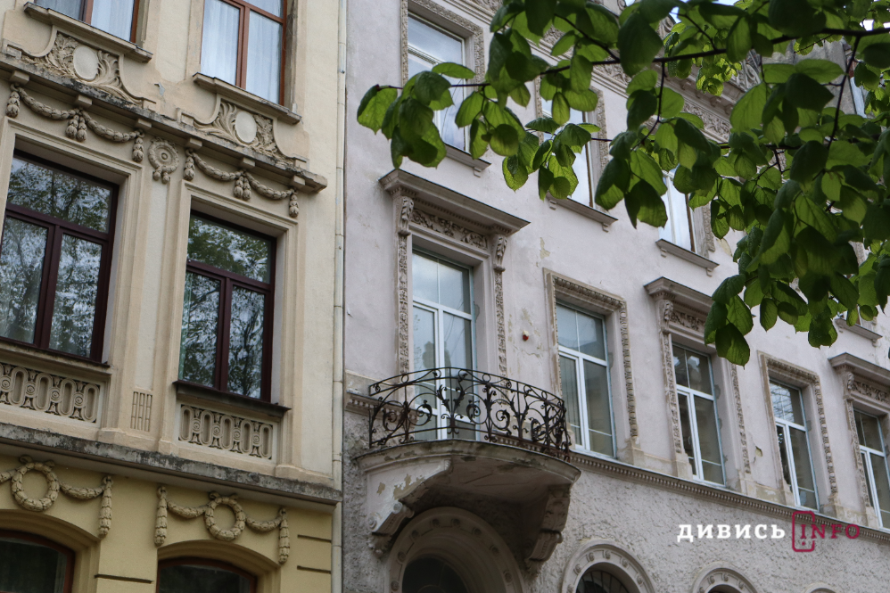 Будинки з власною естетикою, або Мандруємо вулицею Івана Вакарчука у Львові (фото) - 13