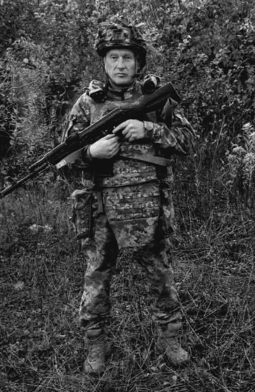 На Львівщині попрощаються з девʼятьма воїнами — що про них відомо - 8