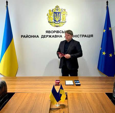 Трьох Захисників із Яворівського району відзначили державними нагородами - 1