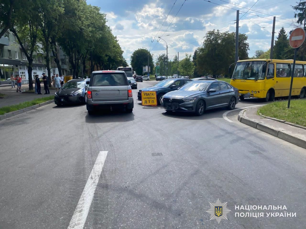 У Львівському районі в ДТП травмувалися мотоцикліст та велосипедист - 6