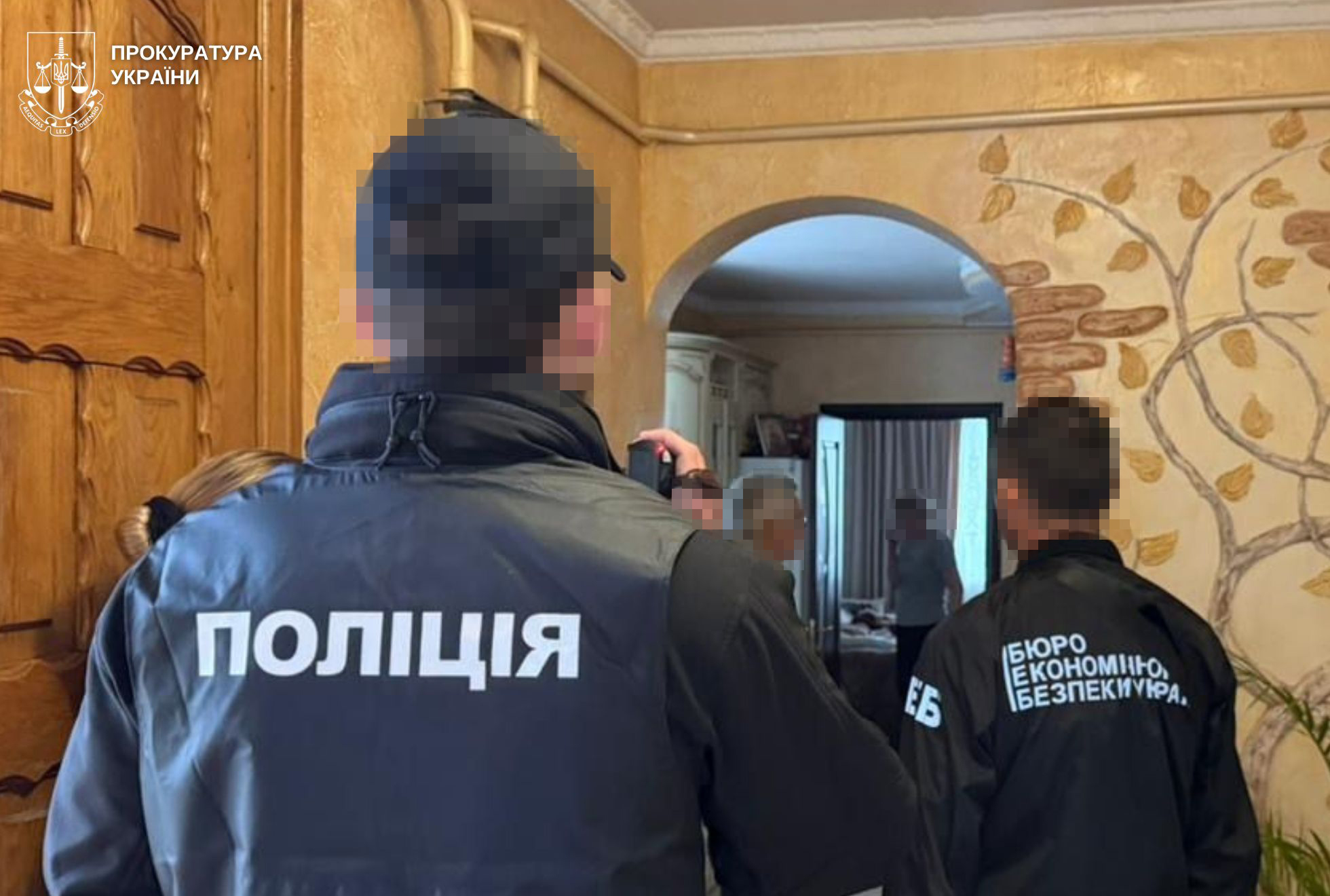 На Львівщині викрили підпільні казино для «перевірених» осіб - 3