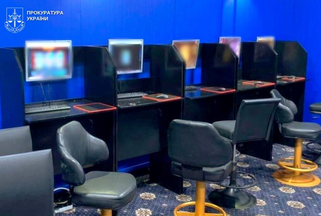 На Львівщині викрили підпільні казино для «перевірених» осіб - 1