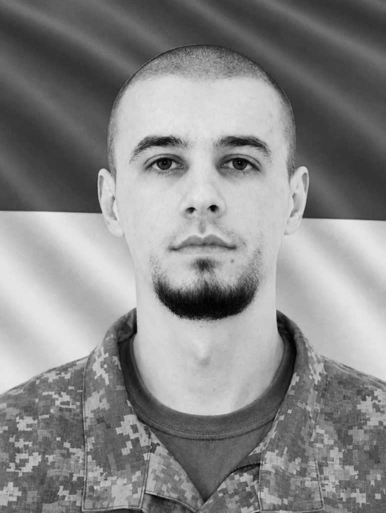 На Львівщині попрощаються із сімома воїнами — що про них відомо (фото) - 7