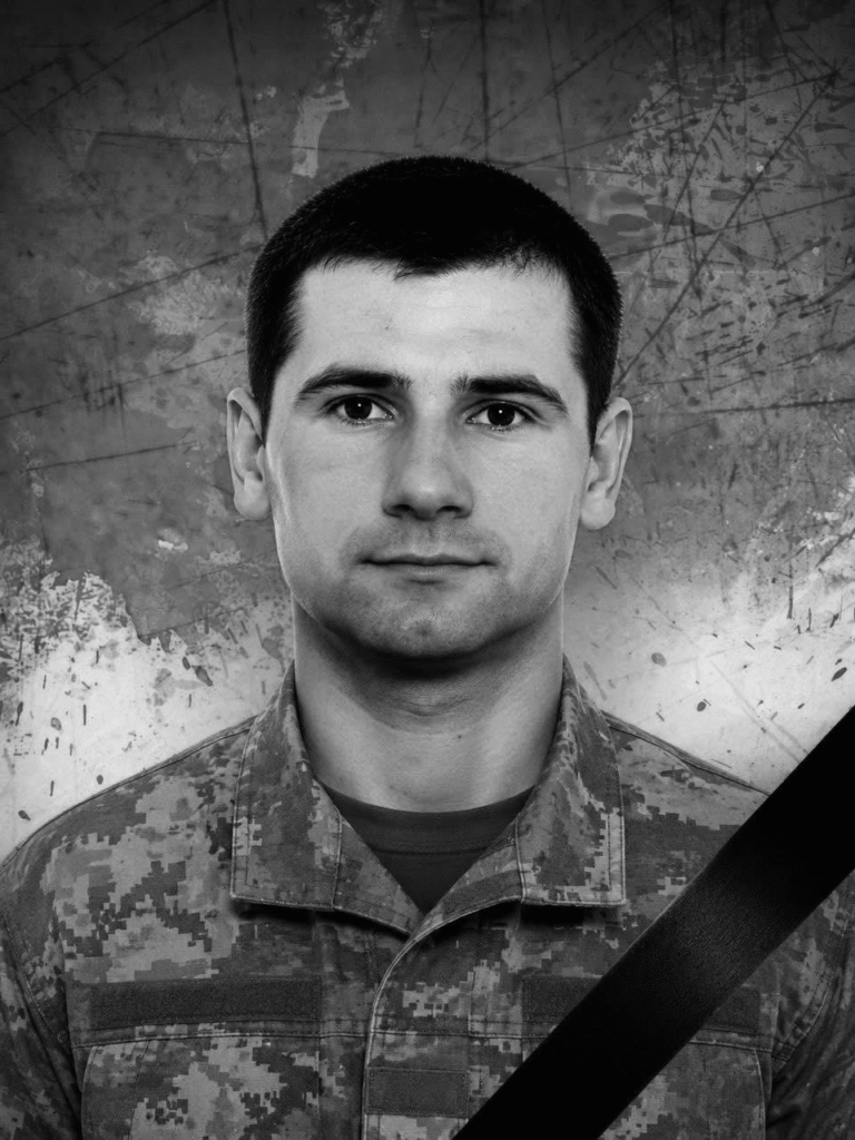 На Львівщині попрощаються з одинадцятьма воїнами — що про них відомо (фото) - 6
