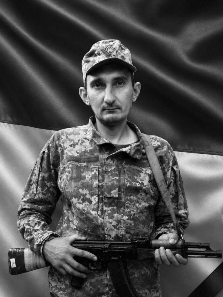На Львівщині попрощаються із шістьма воїнами — що про них відомо (фото) - 1