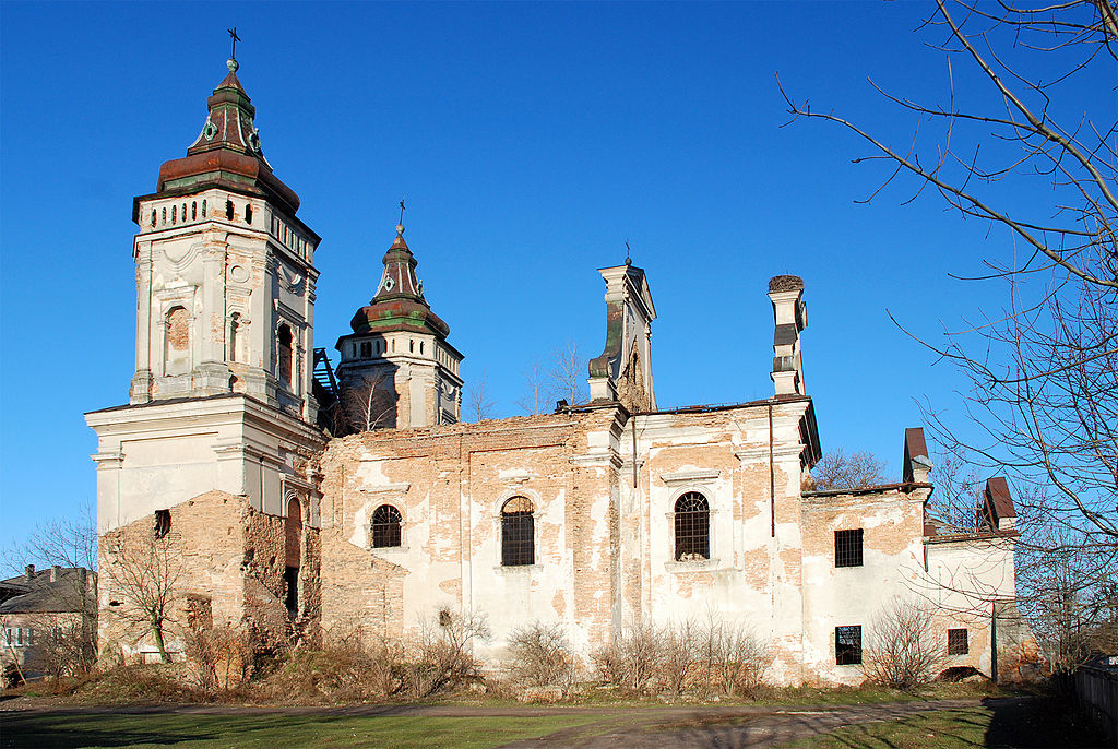 Костели, скелі та церква: куди поїхати на Львівщині на вихідних - 3