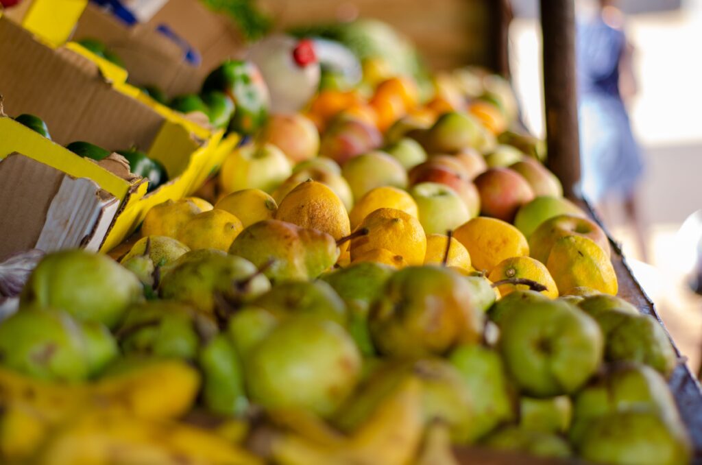 Які ризики несе купівля харчових продуктів на ринку: що варто знати покупцям - 1