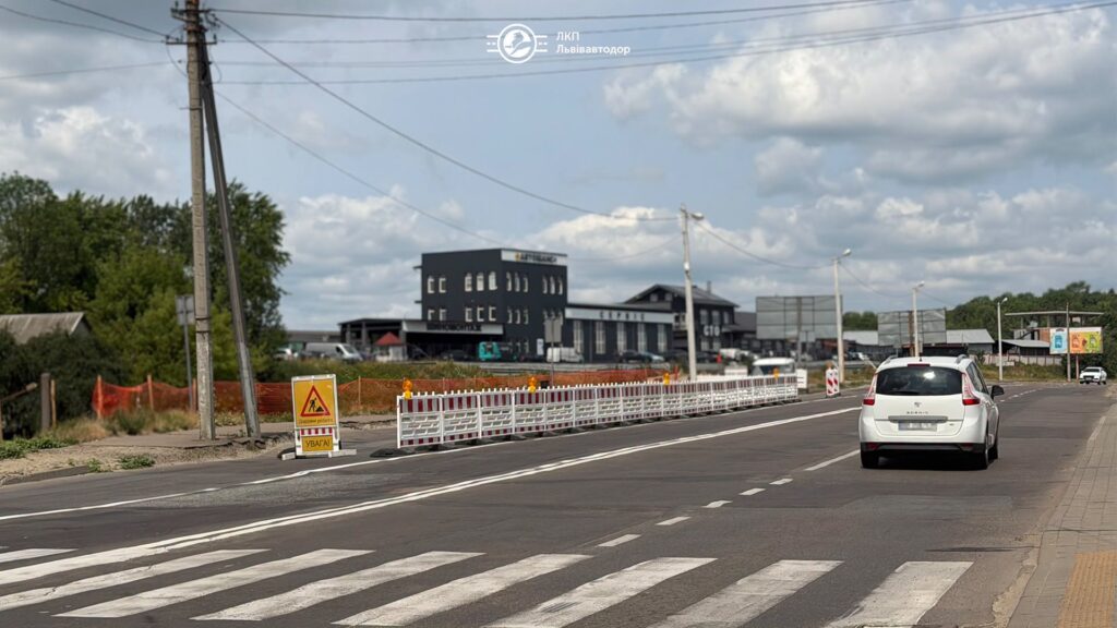 Загибель військових льотчиків, інфекція на озері Львівщини, ремонти вулиць: головні новини дня - 7