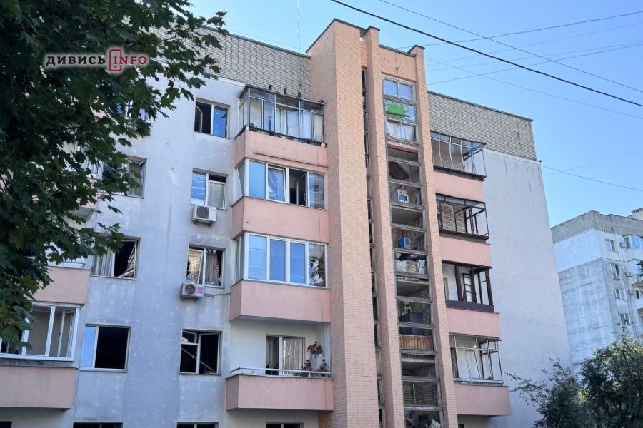Понад 2000 вибитих вікон та десятки постраждалих: якими є наслідки атаки РФ по Львову (фото) - 8