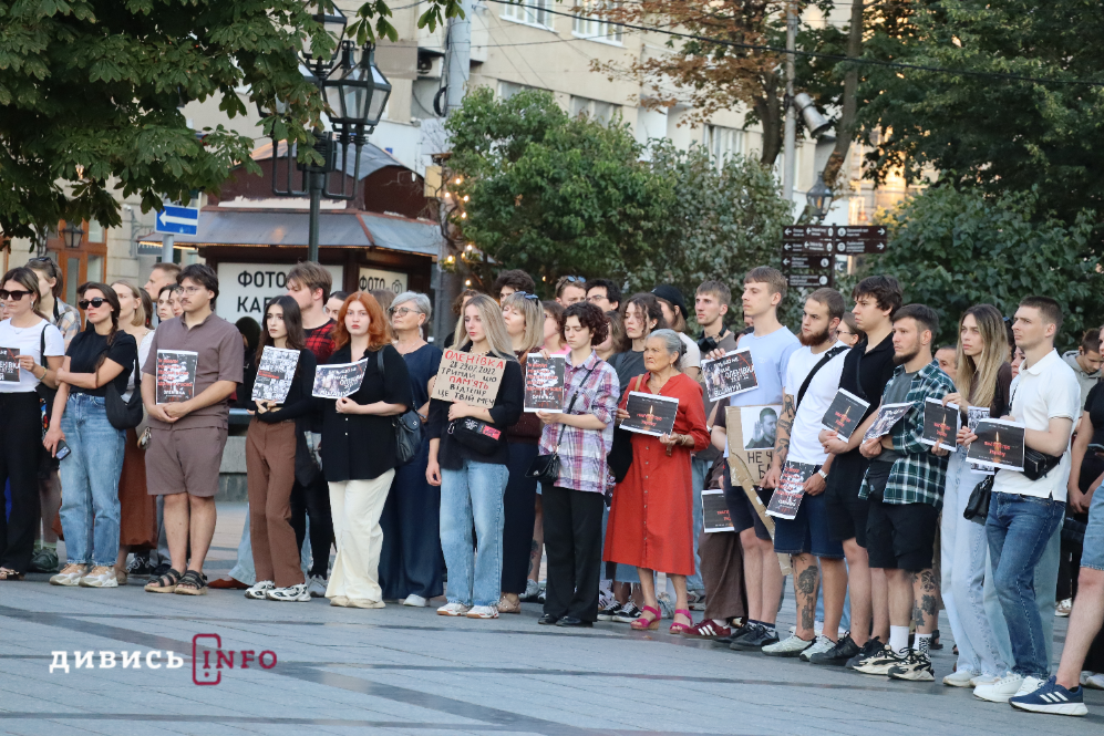 У Львові вшанували пам'ять загиблих внаслідок теракту в Оленівці (фото) - 14