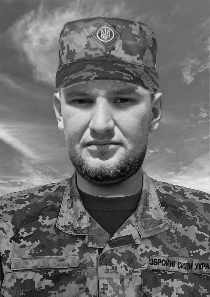 На Львівщині прощаються з девʼятьма воїнами — що про них відомо (фото) - 8