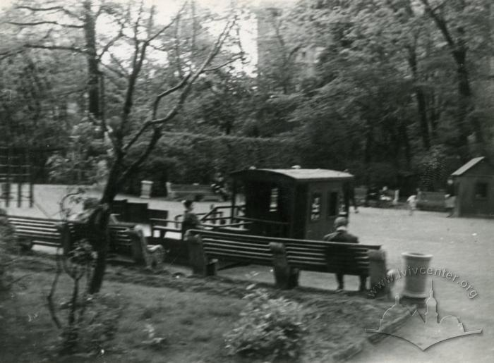 Як влітку відпочивали у Львові: добірка архівних світлин - 12