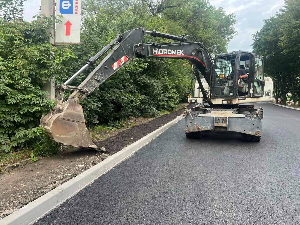 У Львові на вулиці Шевченка завершили асфальтування - 1